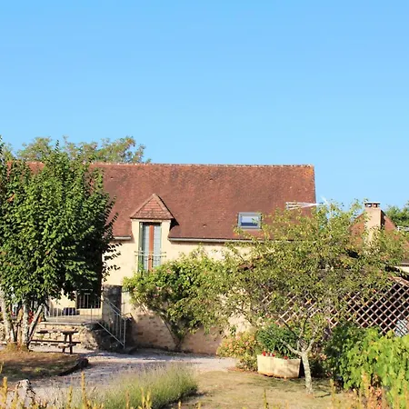 Avec 3 Chambres, Wifi, Terrasse, Proche Sites Touristiques, Animaux Acceptes - Fr-1-616-138 Holiday home