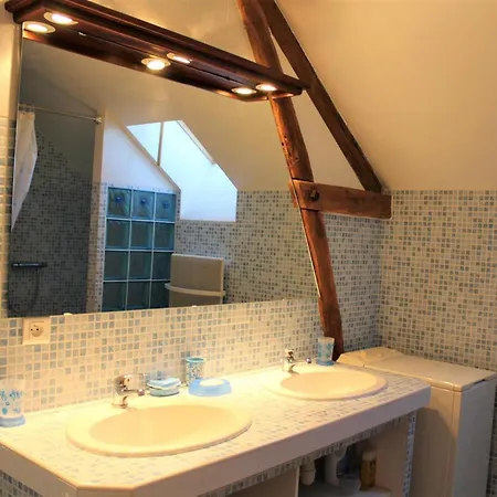 Avec Wifi Pres De Thenon, 3 - Fr-1-616-138 펜션 Azerat